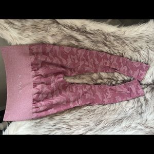 Womens NVGTN leggings